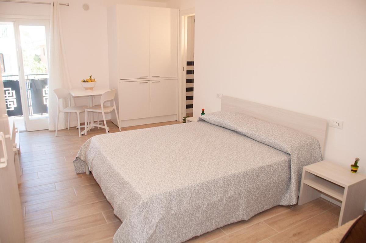Sa Prenda Bed & Breakfast Porto San Paolo  Exterior photo